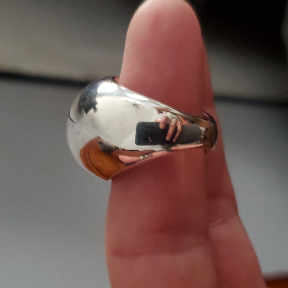 Ring - Picture 3 of 3